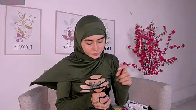 Snapshot of seraphine_arabic chatting on July 2026 06:05:01 PM seraphine arabic online show from July 2026 06:05:01 PM