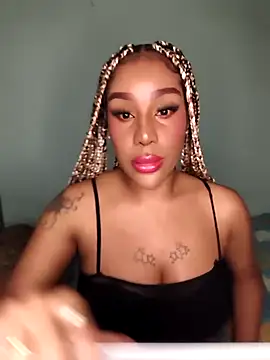 Queen Amara online show from September 2025 02:04:02 AM