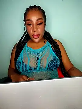 Queen Amara online show from November 2025 03:40:02 AM