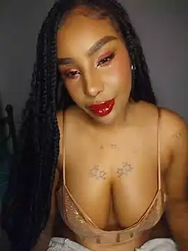 Queen Amara online show from May 2026 04:06:01 AM
