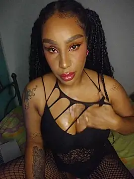 Queen Amara online show from May 2026 04:07:01 AM