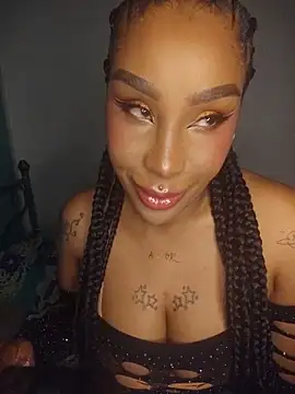 Queen Amara online show from May 2026 04:31:02 AM