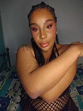 Queen Amara online show from May 2026 03:48:02 AM