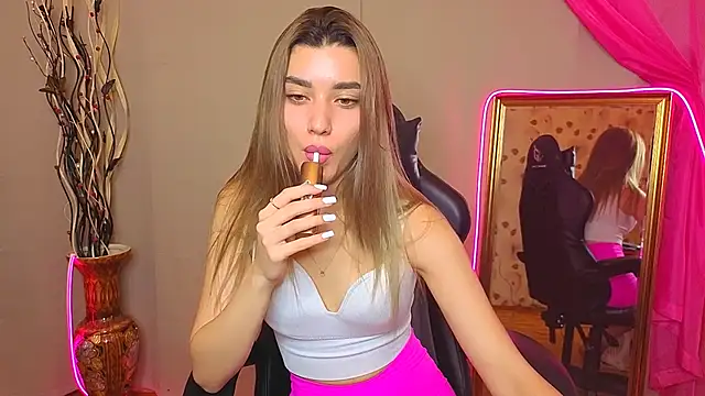 MaryamXSX online show from September 2025 01:53:01 AM