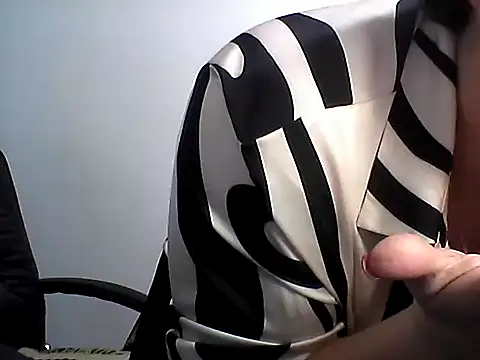 EllaLove2277 online show from November 2025 09:44:02 AM