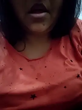 bitch-horny online show from December 2025 01:38:01 PM