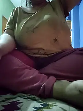 bitch-horny online show from February 2026 01:20:01 PM