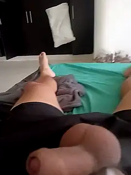 alejos81 online show from October 2025 08:42:01 PM