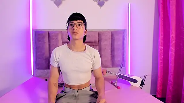 0anonimo bottom1 online show from October 2025 12:57:02 PM