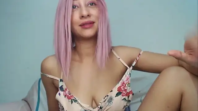 MoonScarlett online show from October 2025 04:41:01 PM