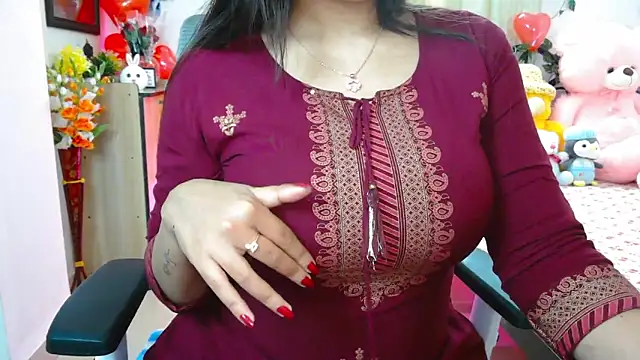 Snapshot of WildDimpi_0 chatting on February 2026 07:21:02 PM WildDimpi 0 online show from February 2026 07:21:02 PM