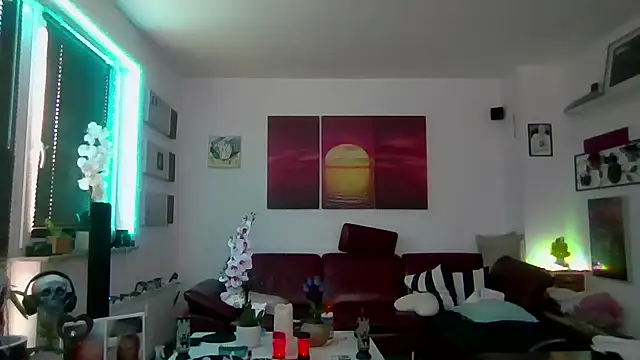 hellgirl1980 online show from November 2025 11:10:03 AM