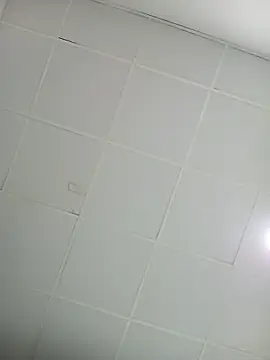 Andr3s69xxx online show from February 2026 07:54:01 PM