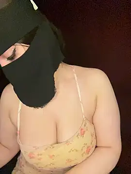 RooVaaN-Xx online show from February 2026 12:39:02 AM