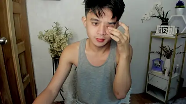 Snapshot of NautyBoyBrazeen_143 chatting on November 2025 05:44:01 PM NautyBoyBrazeen 143 online show from November 2025 05:44:01 PM