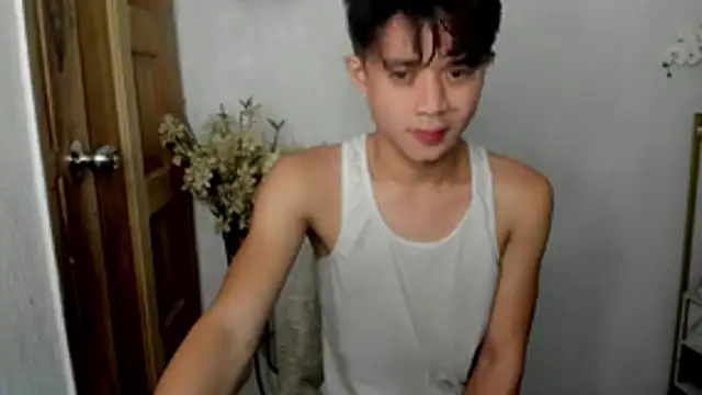 Snapshot of NautyBoyBrazeen_143 chatting on December 2025 04:46:01 PM NautyBoyBrazeen 143 online show from December 2025 04:46:01 PM