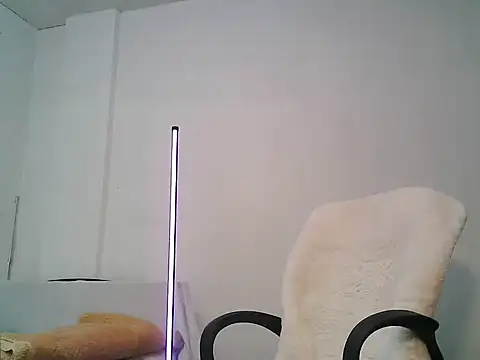 Snapshot of NautyBoyBrazeen_143 chatting on February 2026 06:38:01 PM NautyBoyBrazeen 143 online show from February 2026 06:38:01 PM