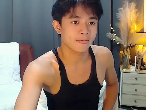 Snapshot of NautyBoyBrazeen_143 chatting on April 2026 03:45:01 PM NautyBoyBrazeen 143 online show from April 2026 03:45:01 PM