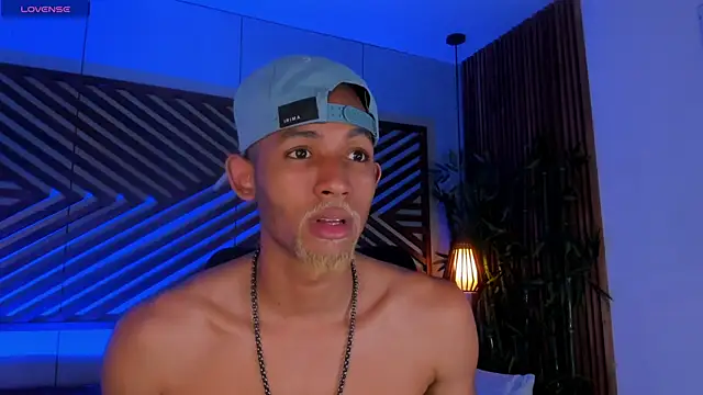 B Wild online show from September 2025 03:18:02 AM