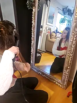 Snapshot of Blossom94 chatting on November 2025 05:01:02 PM Blossom94 online show from November 2025 05:01:02 PM