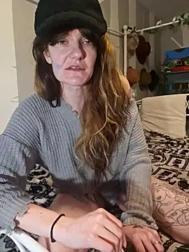 Snapshot of Blossom94 chatting on December 2025 05:33:02 PM Blossom94 online show from December 2025 05:33:02 PM