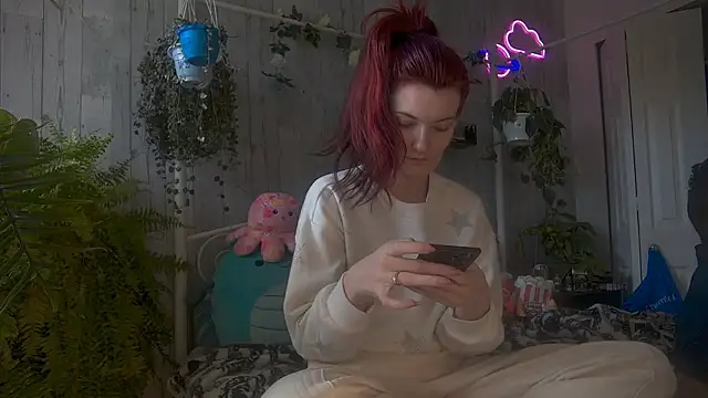 Snapshot of Blossom94 chatting on March 2026 06:04:02 PM Blossom94 online show from March 2026 06:04:02 PM