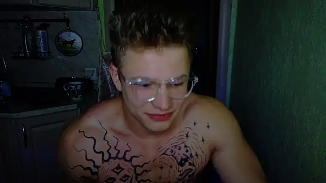 James  Noah online show from September 2025 10:13:01 PM