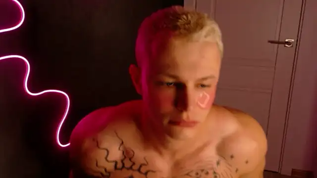 James  Noah online show from October 2025 09:17:02 PM