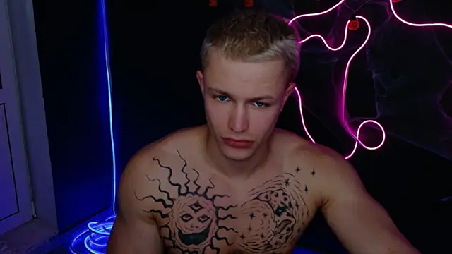 James  Noah online show from November 2025 09:50:02 PM