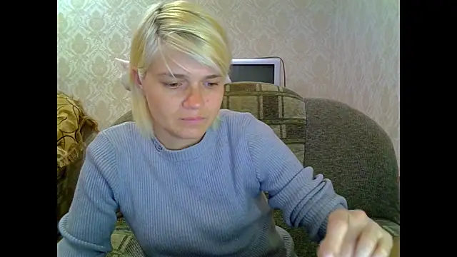 SaraSnow  online show from November 2025 06:29:02 PM