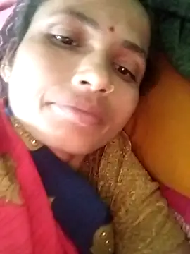 Snapshot of KIRTI12_HOT chatting on November 2025 04:40:02 PM KIRTI12 HOT online show from November 2025 04:40:02 PM