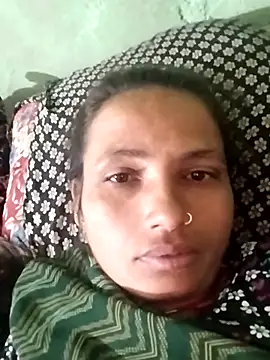 Snapshot of KIRTI12_HOT chatting on November 2025 12:05:02 AM KIRTI12 HOT online show from November 2025 12:05:02 AM