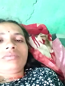Snapshot of KIRTI12_HOT chatting on November 2025 08:41:02 PM KIRTI12 HOT online show from November 2025 08:41:02 PM