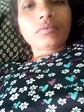 Snapshot of KIRTI12_HOT chatting on December 2025 05:32:01 PM KIRTI12 HOT online show from December 2025 05:32:01 PM