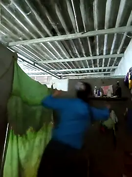 Yumyum kiw online show from December 2025 12:20:01 PM