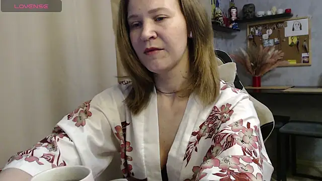 harpermoss online show from October 2025 10:10:01 PM