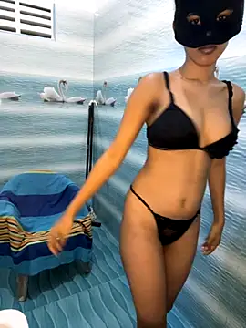 Snapshot of AMY_2006 chatting on October 2025 01:18:01 PM AMY 2006 online show from October 2025 01:18:01 PM