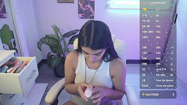 Snapshot of amarasilk_ chatting on July 2026 07:21:01 PM amarasilk online show from July 2026 07:21:01 PM