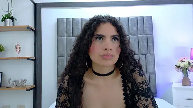 Skyler Fox  online show from May 2026 08:14:02 PM