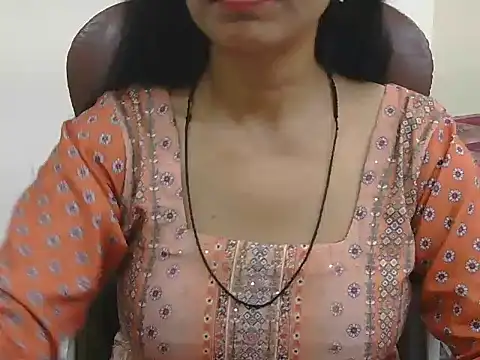 Snapshot of MISS_SOMIYA chatting on July 2026 05:28:01 PM MISS SOMIYA online show from July 2026 05:28:01 PM