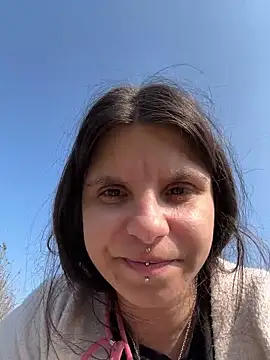 Snapshot of Brutecia2002 chatting on March 2026 12:11:01 PM Brutecia2002 online show from March 2026 12:11:01 PM