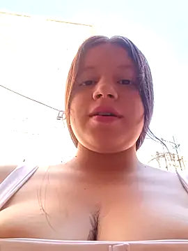 Snapshot of Shell_Latina chatting on October 2025 01:47:02 PM Shell Latina online show from October 2025 01:47:02 PM