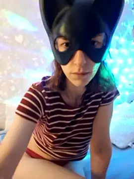 Snapshot of SecretIna chatting on May 2026 07:55:02 PM SecretIna online show from May 2026 07:55:02 PM