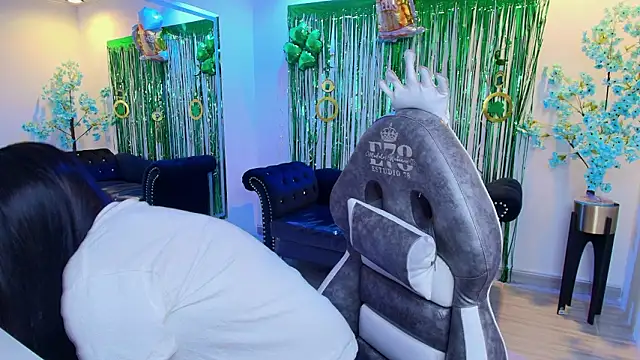 Black roseee online show from March 2026 04:06:01 AM