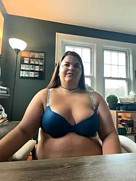 Snapshot of PlayWithBrittany chatting on October 2025 01:29:01 PM PlayWithBrittany online show from October 2025 01:29:01 PM