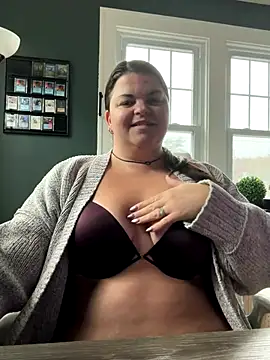 Snapshot of PlayWithBrittany chatting on October 2025 12:40:02 PM PlayWithBrittany online show from October 2025 12:40:02 PM