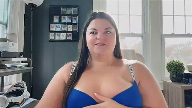 Snapshot of PlayWithBrittany chatting on November 2025 04:51:02 PM PlayWithBrittany online show from November 2025 04:51:02 PM