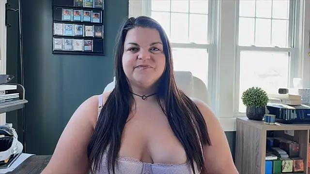 Snapshot of PlayWithBrittany chatting on November 2025 03:56:02 PM PlayWithBrittany online show from November 2025 03:56:02 PM