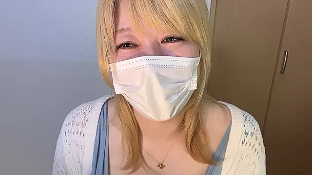 Snapshot of kitty_kyoto chatting on May 2026 03:07:02 PM kitty kyoto online show from May 2026 03:07:02 PM