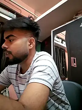 soniriyaa010101 online show from April 2026 07:44:01 PM